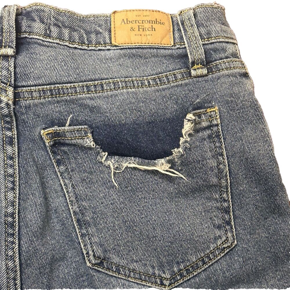 Abercrombie And Fitch The Mom Jeans‎ Size 27/4R Distress Straight Distressed